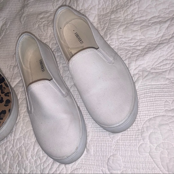 Forever 21 canvas bundle sz:7 black/white/cheetah - Picture 2 of 4